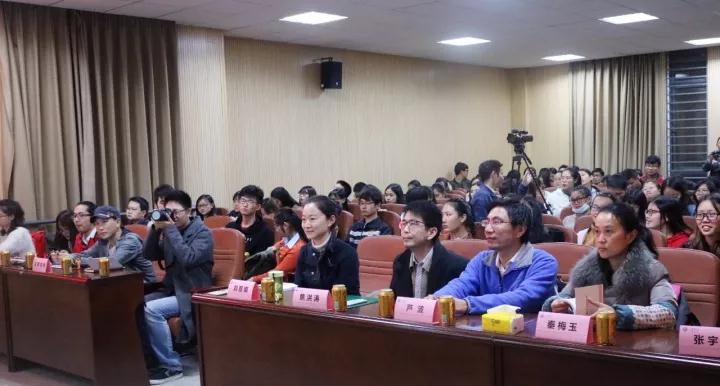 会场.jpg